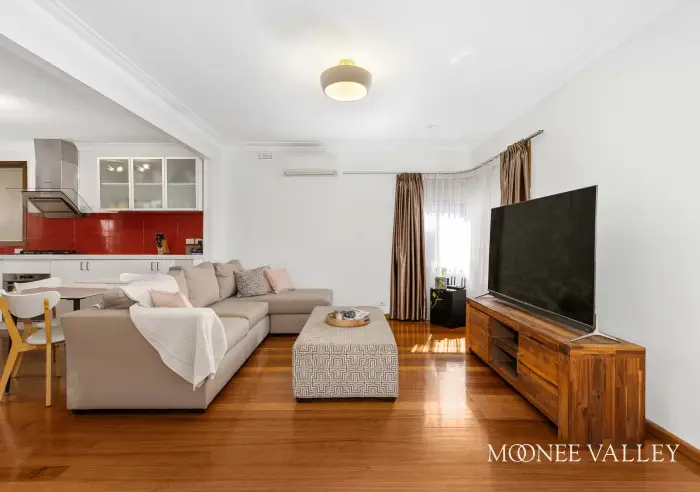 31 Wood Street, Avondale Heights, Avondale Heights - Thumbnail 4