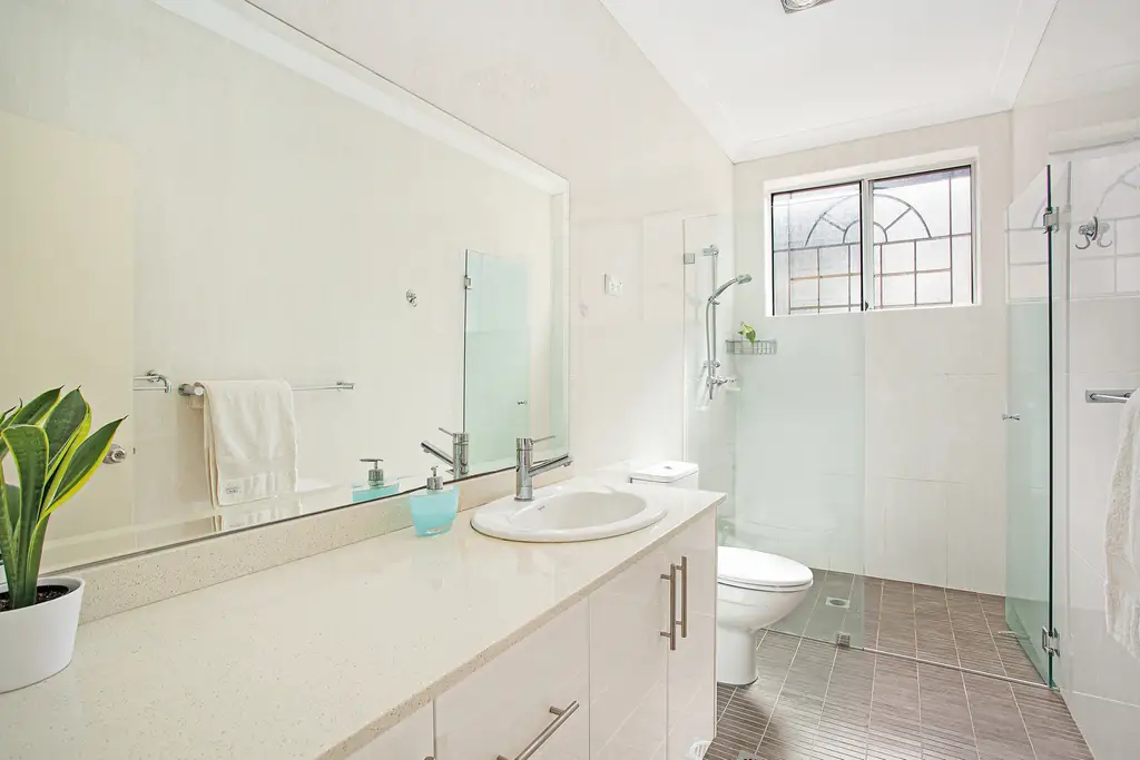 17 Holborow Street, Croydon, Croydon - Thumbnail 5