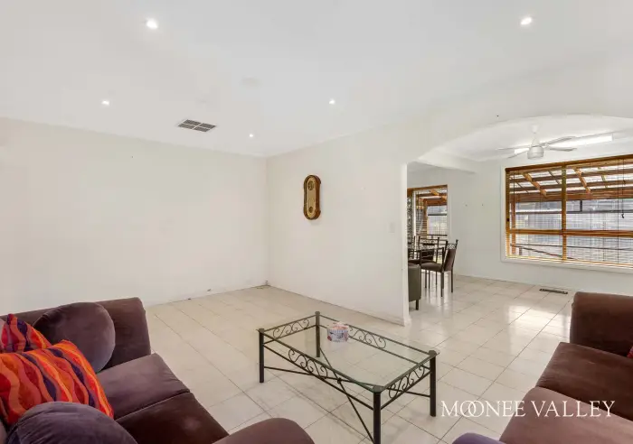 9 Batman Avenue, Keilor Park, Keilor Park - Thumbnail 3