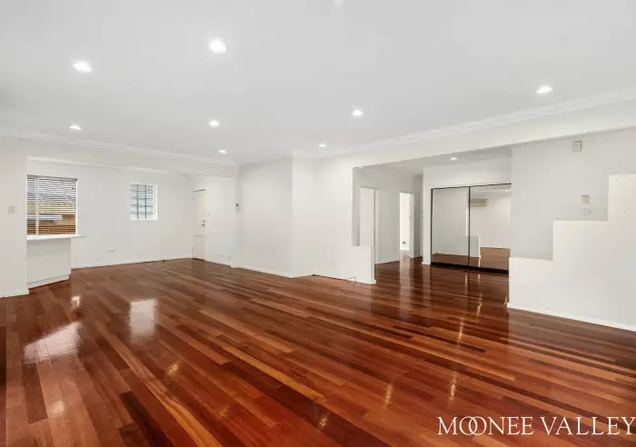 35 Riviera Road, Avondale Heights, Avondale Heights - Thumbnail 6