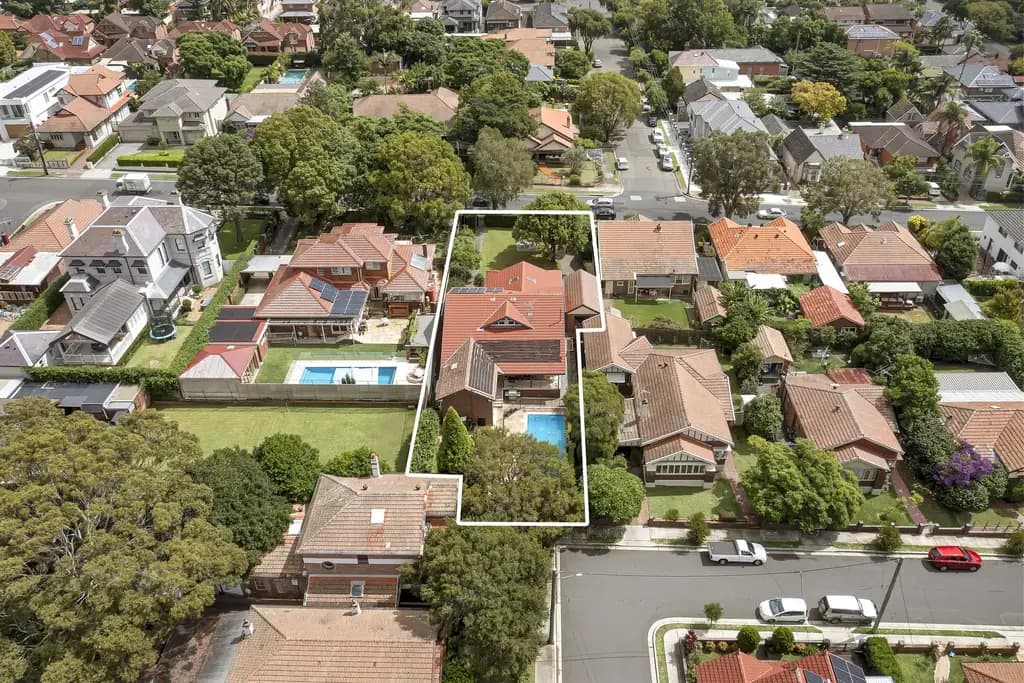 194 Wentworth Road, Burwood, Burwood - Thumbnail 3