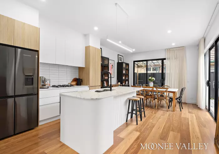 3, 21 Woorite Place, Keilor East, Keilor East - Thumbnail 4