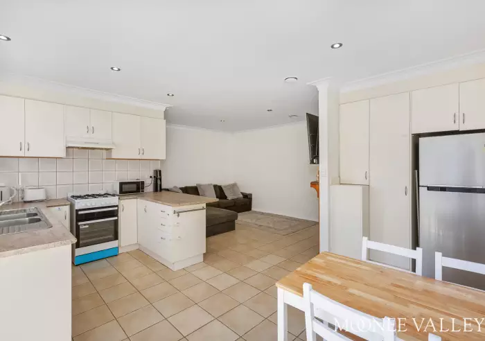 62 Wood Street, Avondale Heights, Avondale Heights - Thumbnail 6