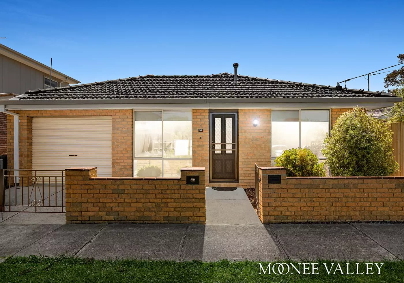 16 Robson Avenue, Avondale Heights, Avondale Heights - Thumbnail 2