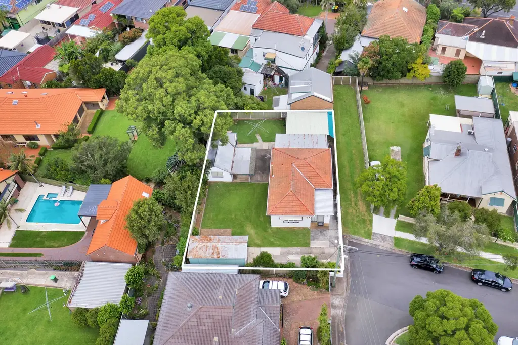 32 Elm Street, Burwood Heights, Burwood Heights - Thumbnail 3