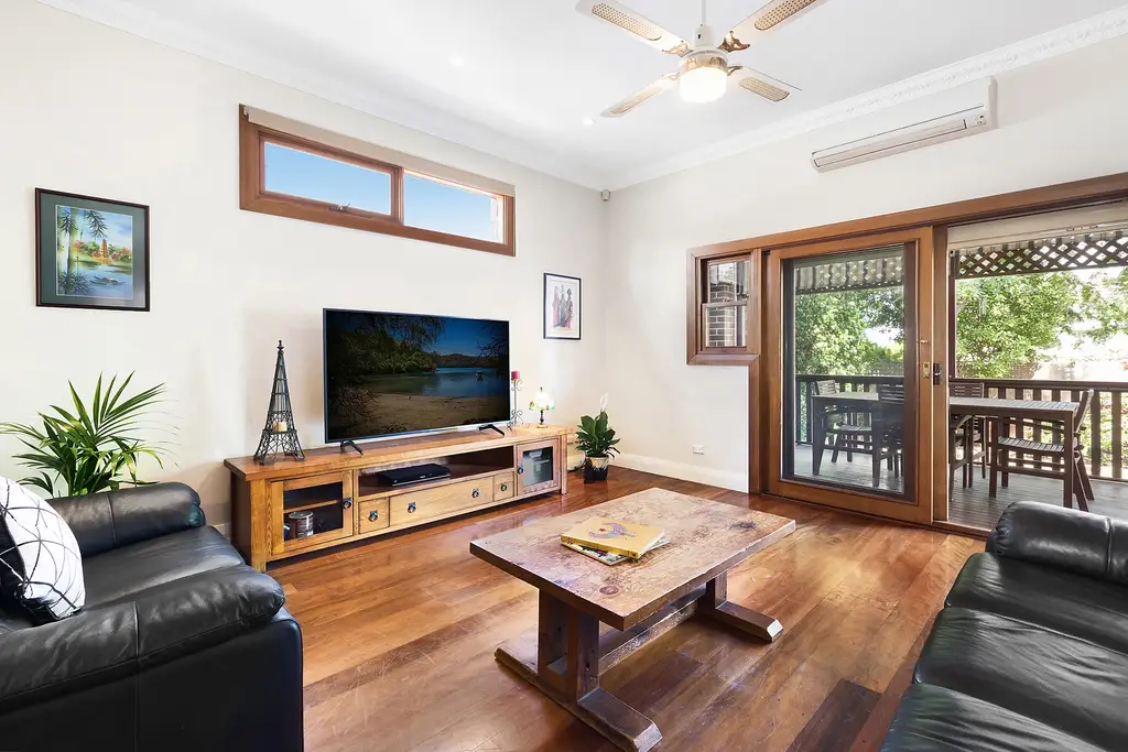 11 Edward Street, Strathfield South, Strathfield South - Thumbnail 2