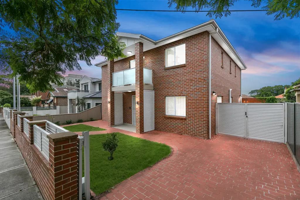 8 Simpson Avenue, Burwood, Burwood - Image 1