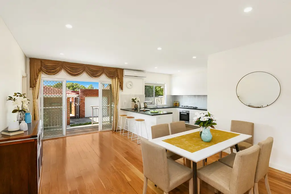 8 Simpson Avenue, Burwood, Burwood - Thumbnail 3