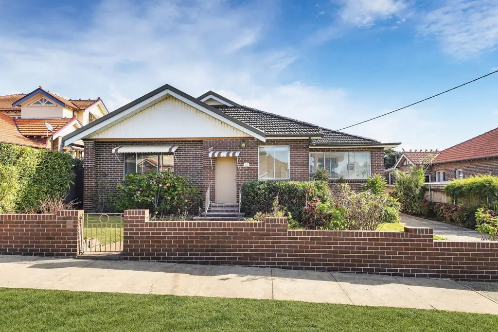 27 Sunbeam Avenue, Burwood, Burwood - Image 1