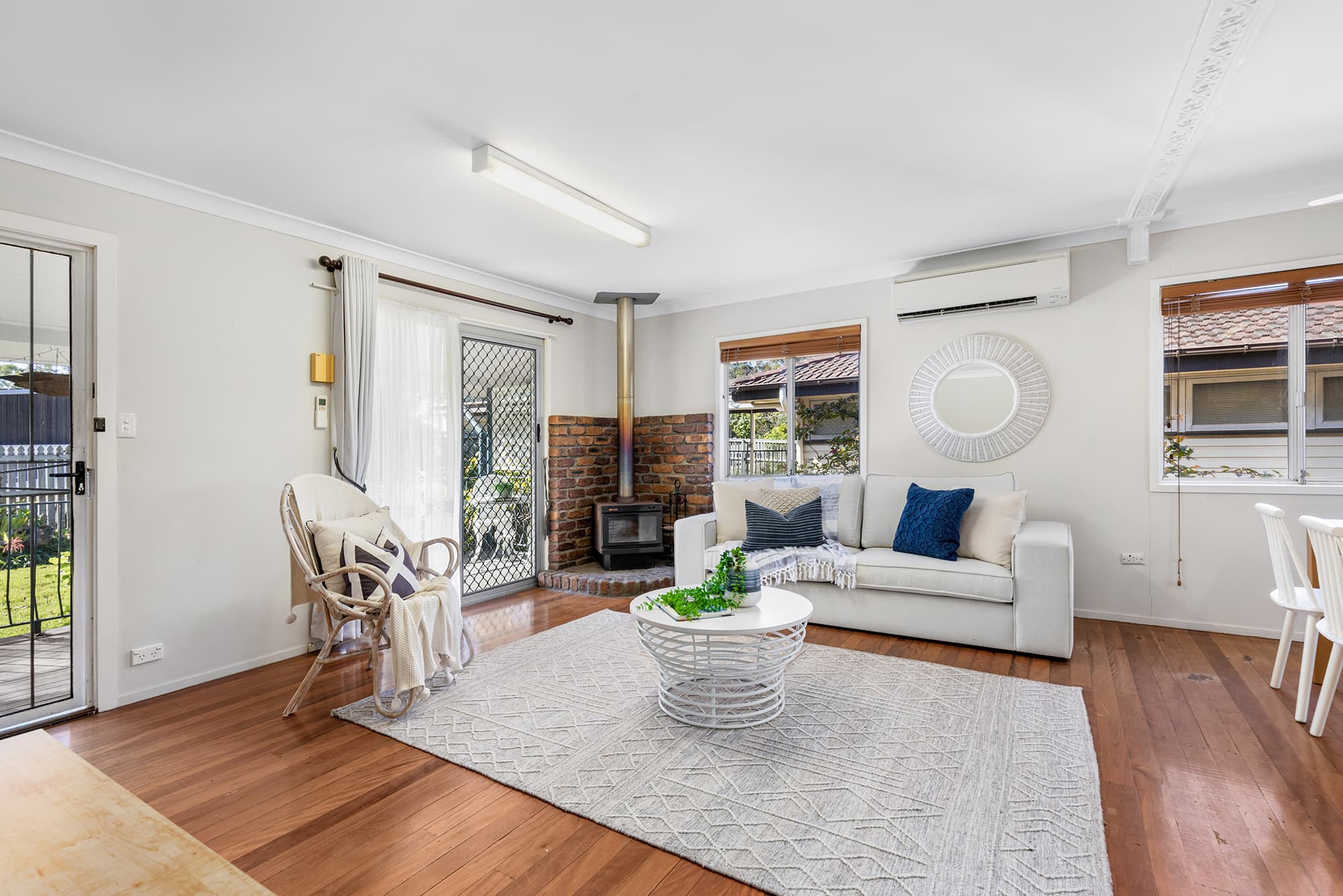 139 Jesmond Rd, Indooroopilly - Thumbnail 2