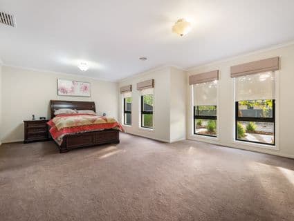 11 Glenmaggie Place, Manor Lakes, VIC, 3024, Manor Lakes - Thumbnail 3