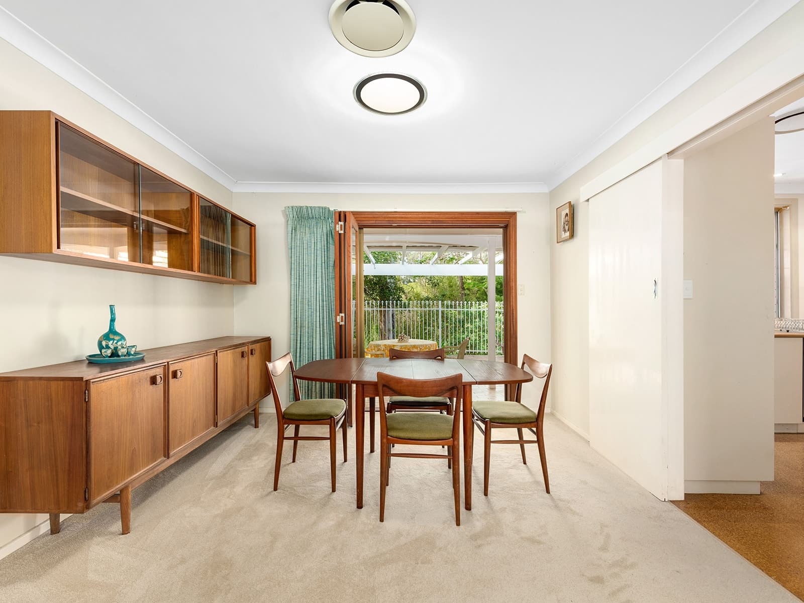 2 Lois St, Kenmore - Image 1