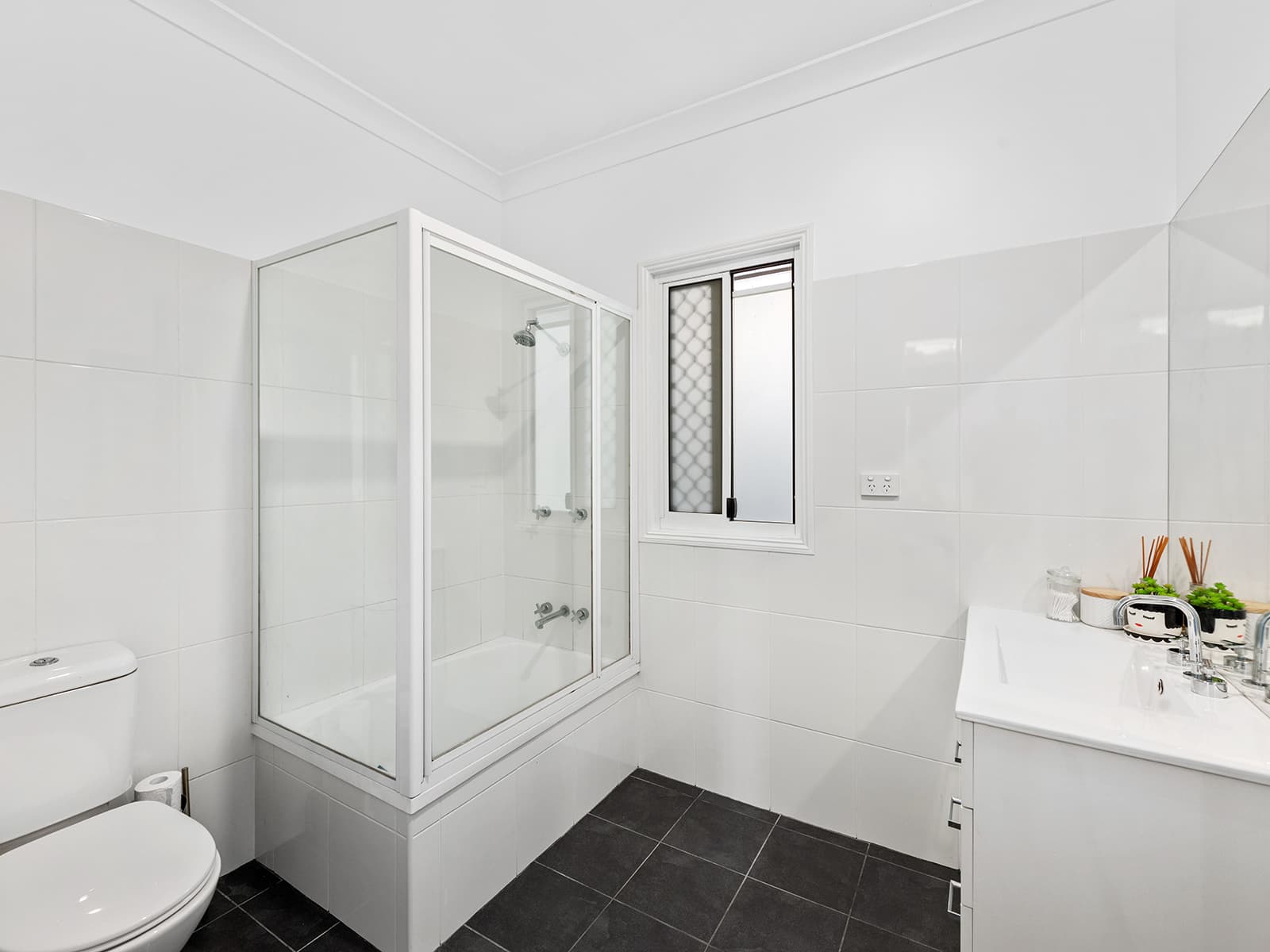 17 Merlin St, Tennyson - Thumbnail 8