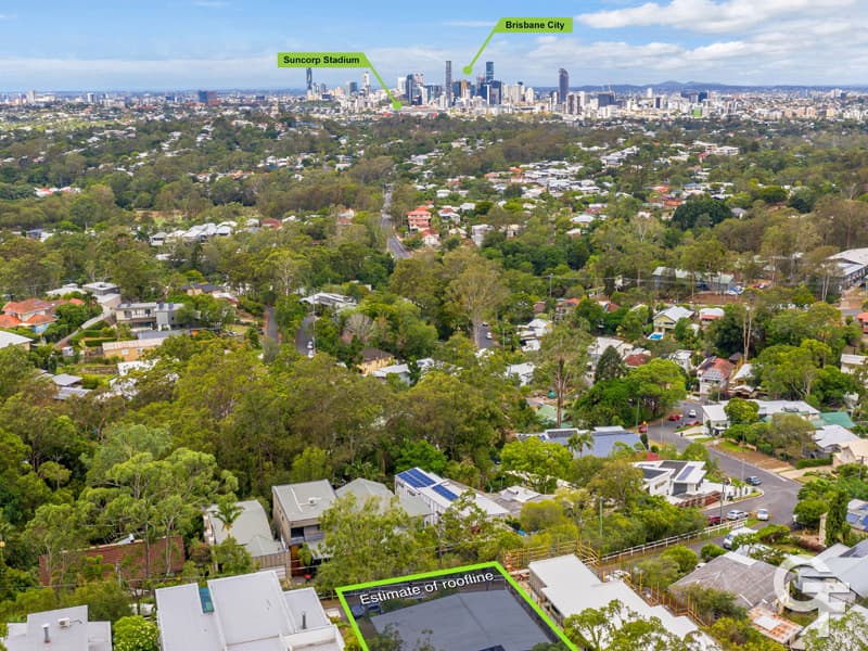 111 Outlook Crescent, Bardon - Thumbnail 2