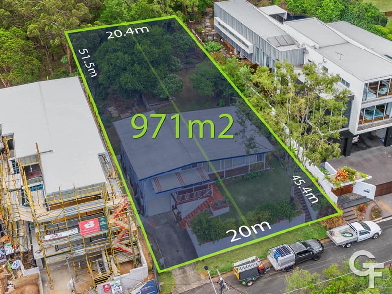 111 Outlook Crescent, Bardon - Thumbnail 3