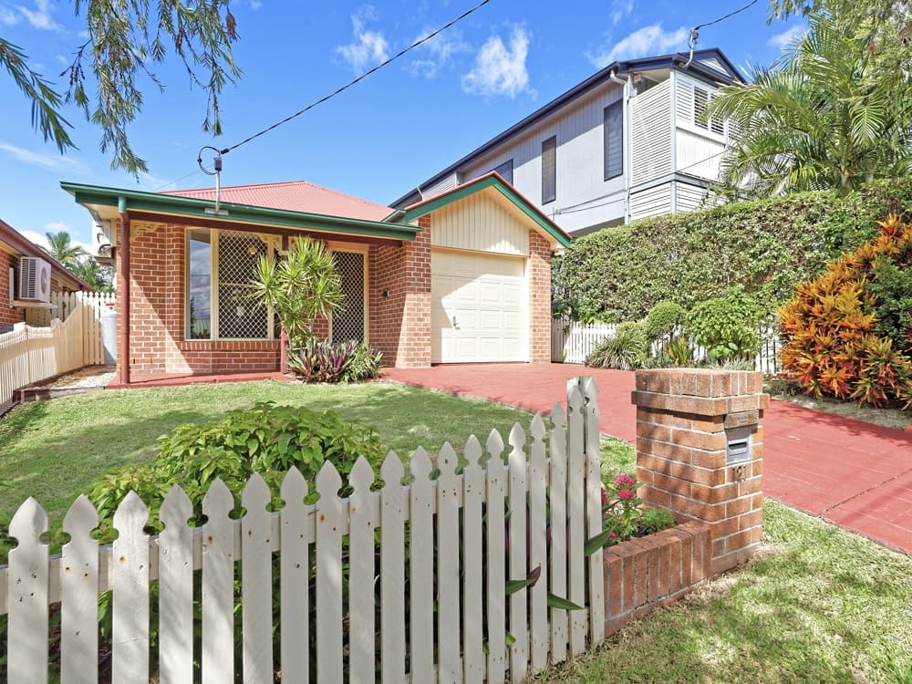121 Central Avenue, Sherwood - Thumbnail 2