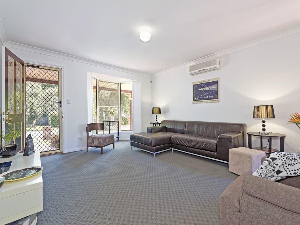 121 Central Avenue, Sherwood - Thumbnail 3