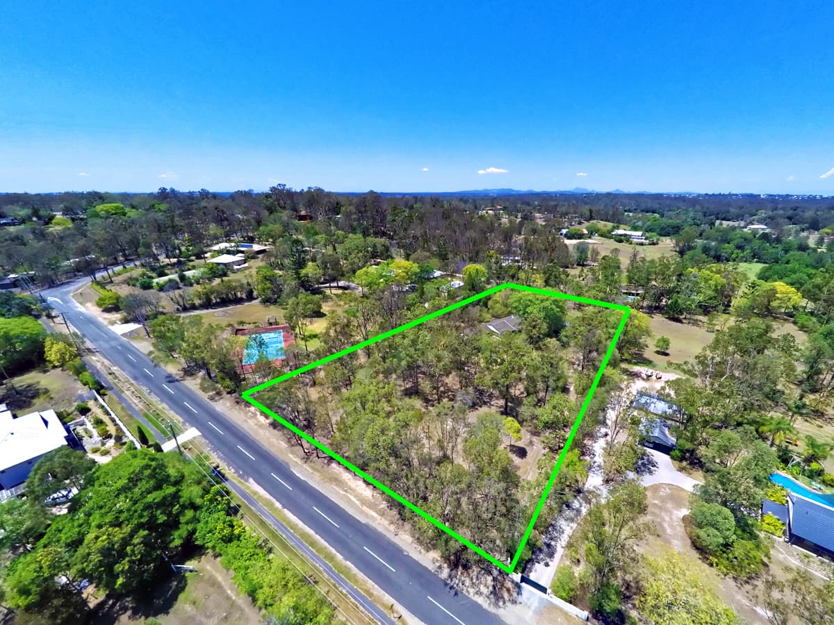 12 lancing St, Pullenvale - Image 1