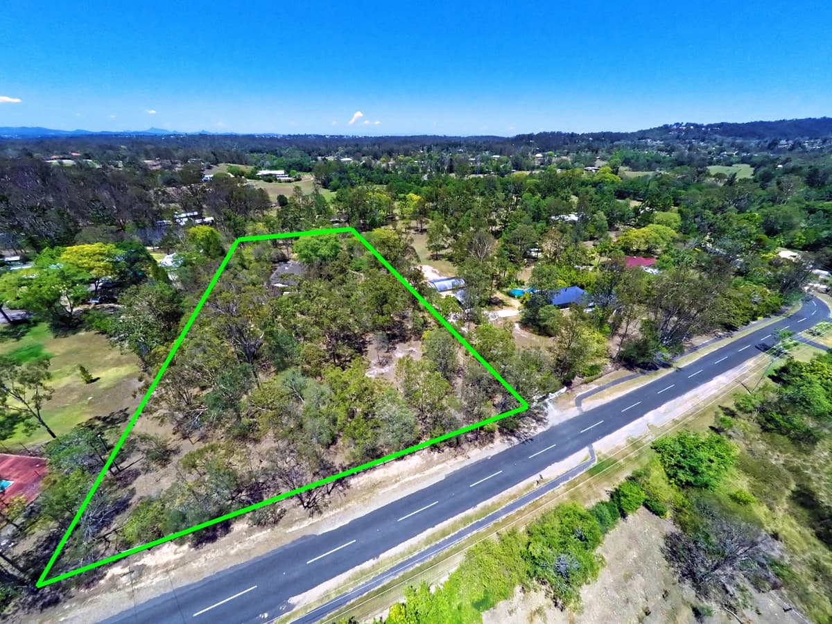 12 lancing St, Pullenvale - Thumbnail 2