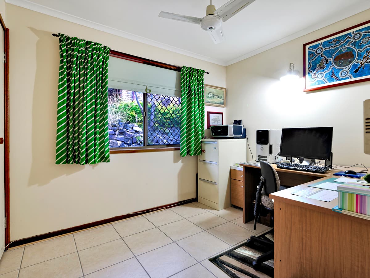 8 Greenrigg Court, Indooroopilly - Thumbnail 8