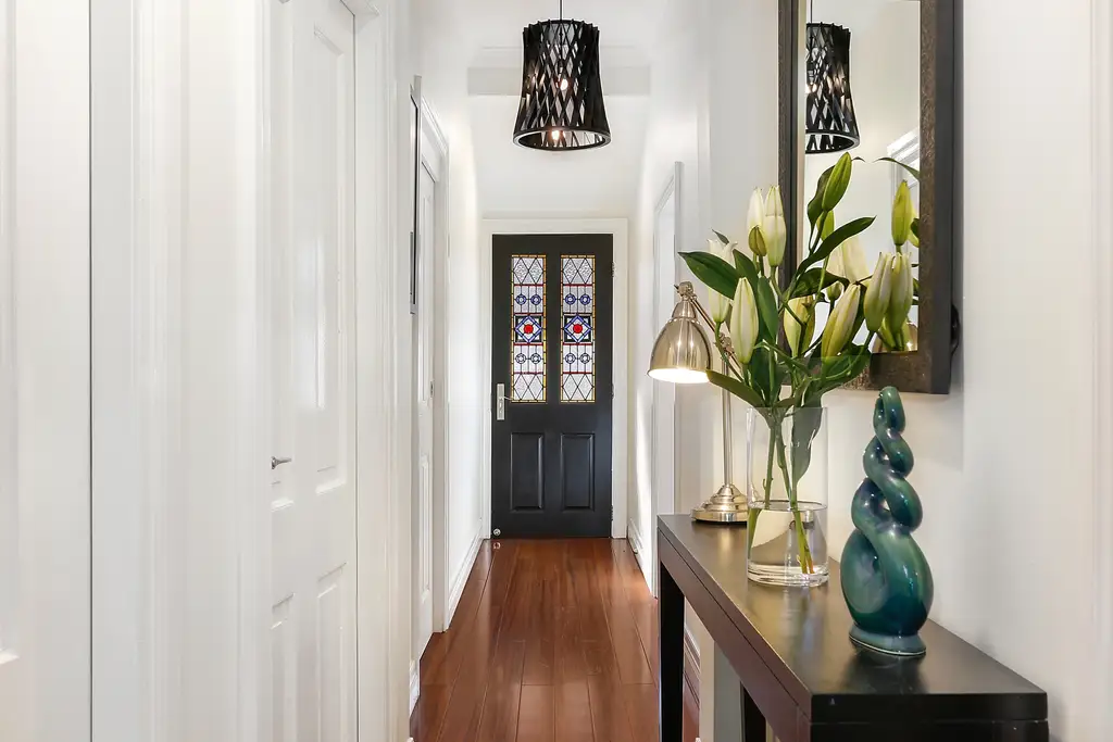 12 Hordern Parade, Croydon, Croydon - Thumbnail 5
