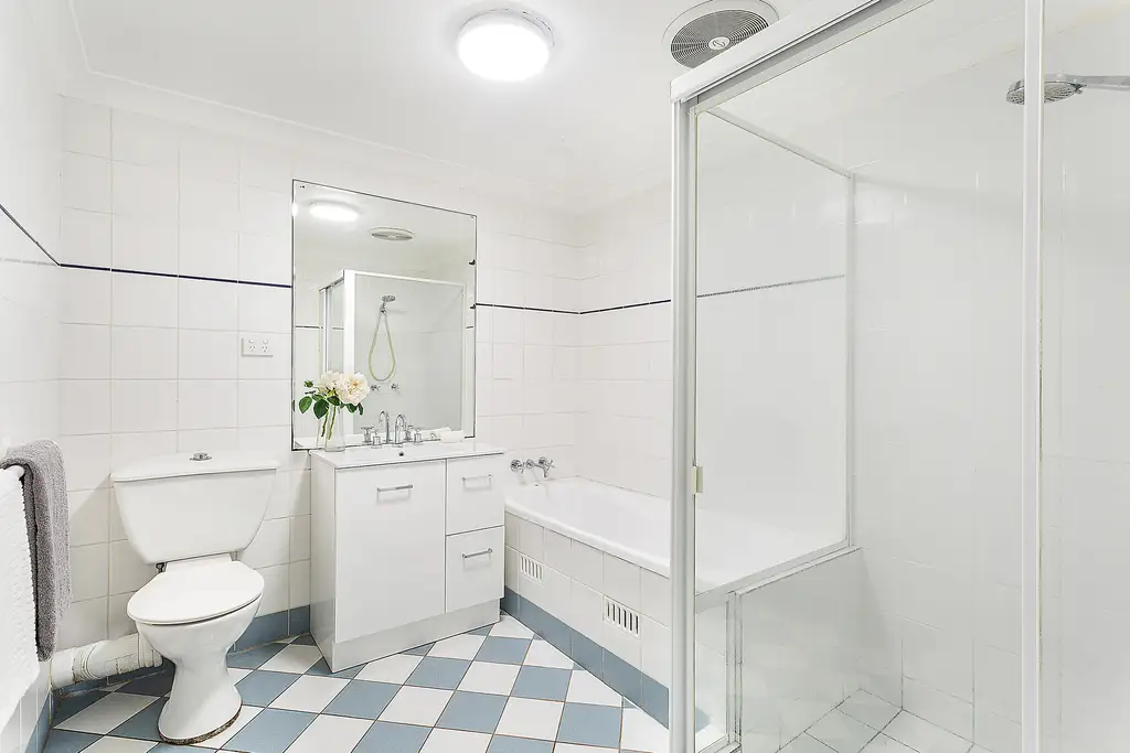 3/21-23 Clarence Street, Burwood, Burwood - Thumbnail 5