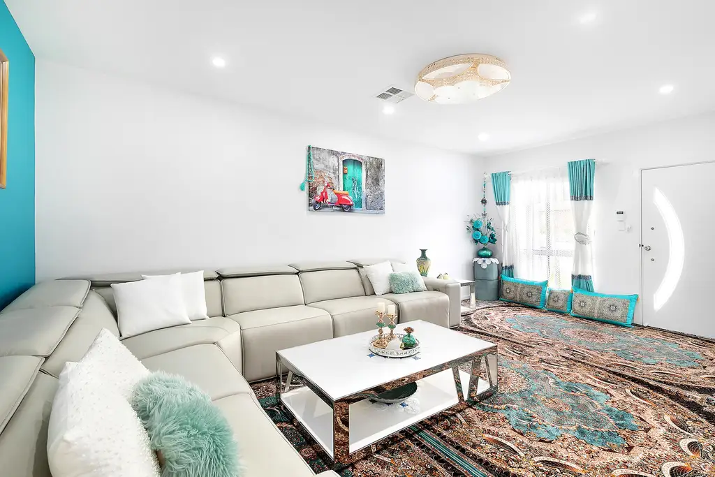 2D Lorando Avenue, Sefton, Sefton - Thumbnail 3