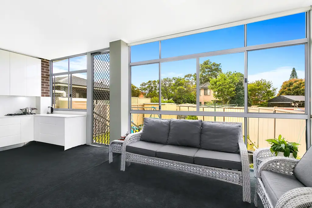 2D Lorando Avenue, Sefton, Sefton - Thumbnail 6