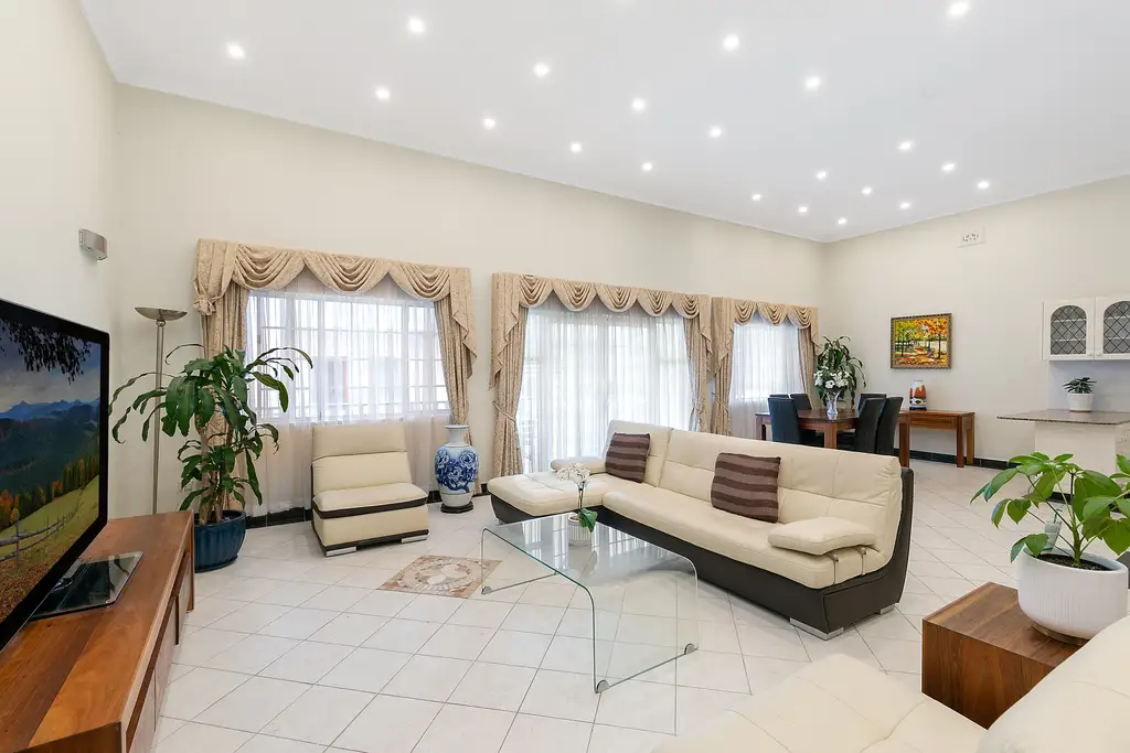58  Broughton Road, Strathfield, Strathfield - Thumbnail 3