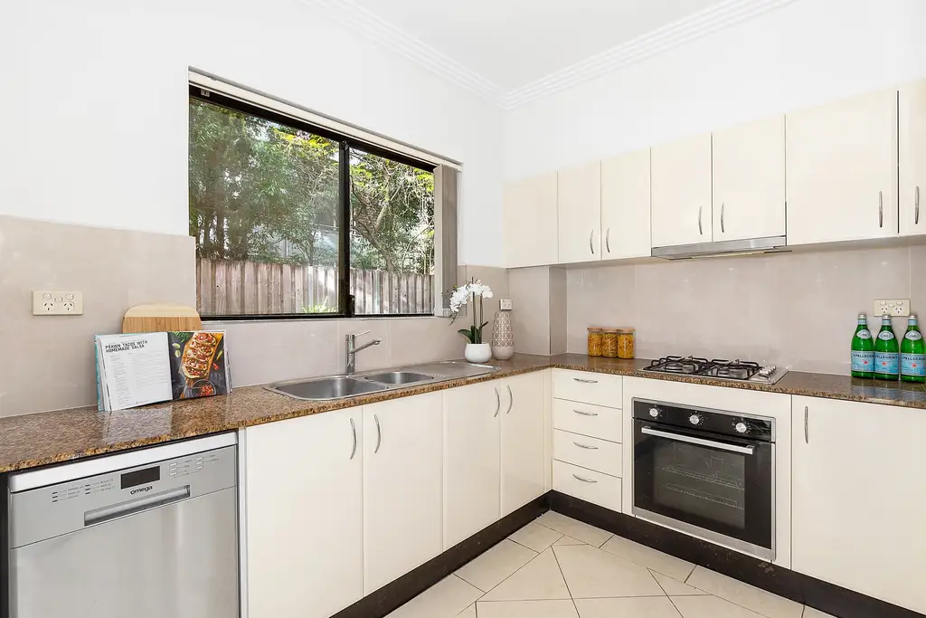 2/31-33 Gordon Street, Burwood, Burwood - Thumbnail 2