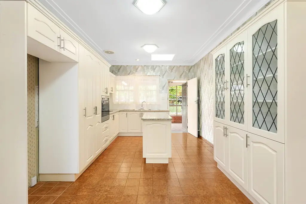 11 Flanagan Avenue, Moorebank, Moorebank - Thumbnail 2