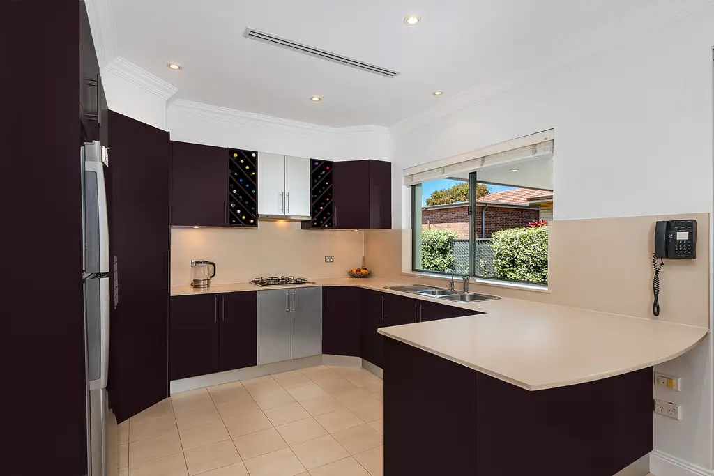6 Belgrave Street, Burwood, Burwood - Thumbnail 3