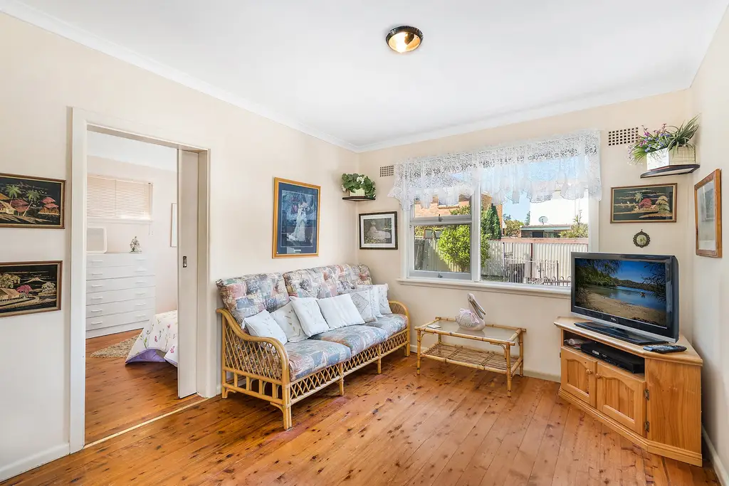 15 Wyalong Street, Panania, Panania - Thumbnail 2