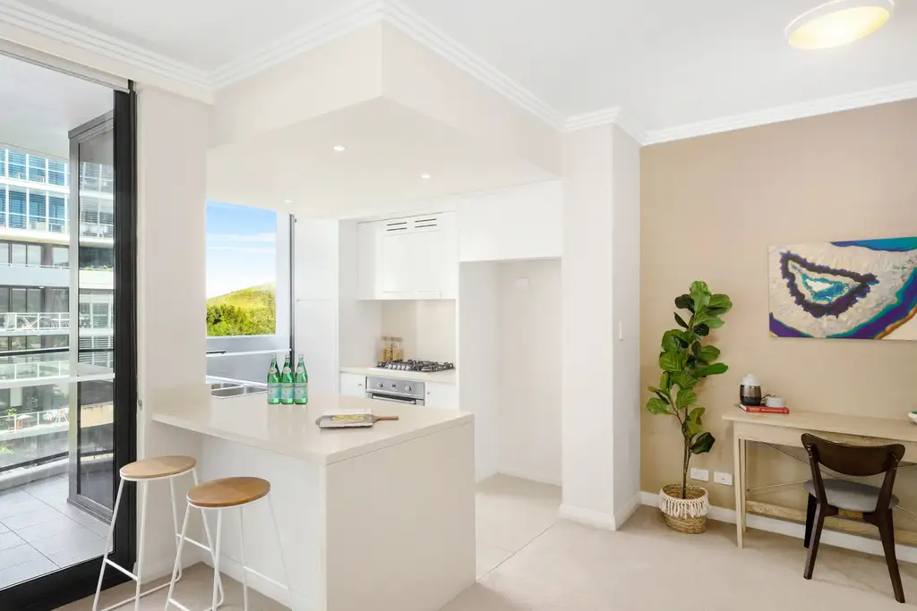 502/51-53 Hill Road, Wentworth Point, Wentworth Point - Thumbnail 2