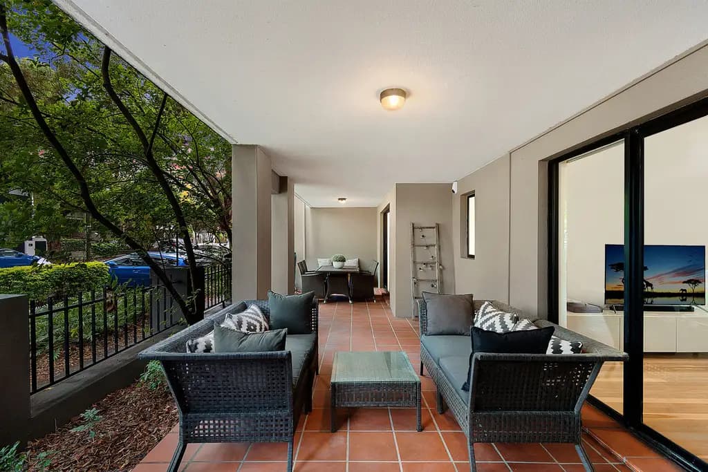25/194 Lawrence Street, Alexandria, Alexandria - Image 1