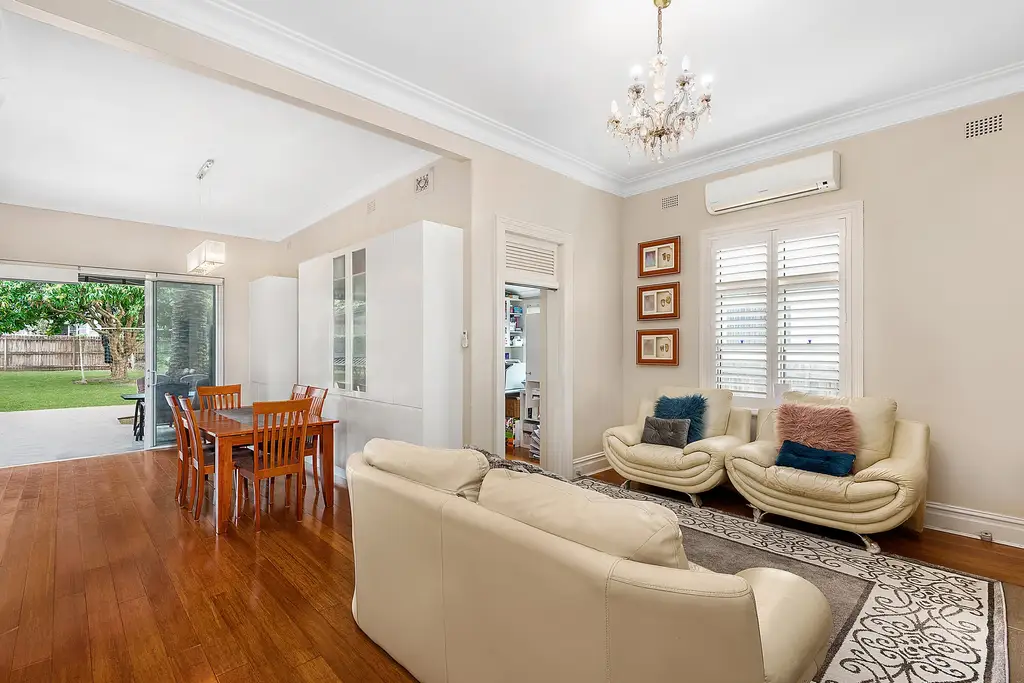 7 Stuart Street, Concord West, Concord West - Thumbnail 4