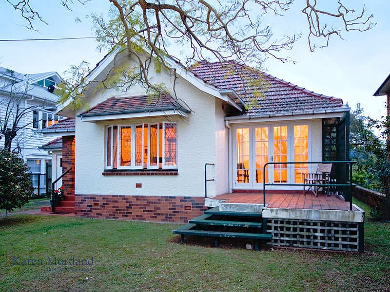 25 Grove Crescent, Toowong - Image 1