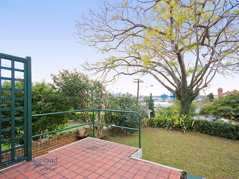 25 Grove Crescent, Toowong - Thumbnail 3