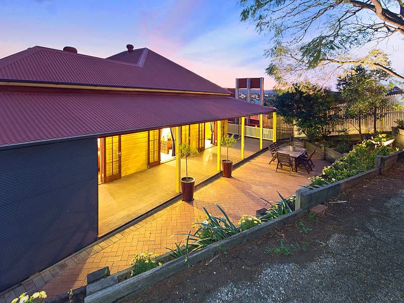 15 Clyde St, Petrie Terrace - Image 1