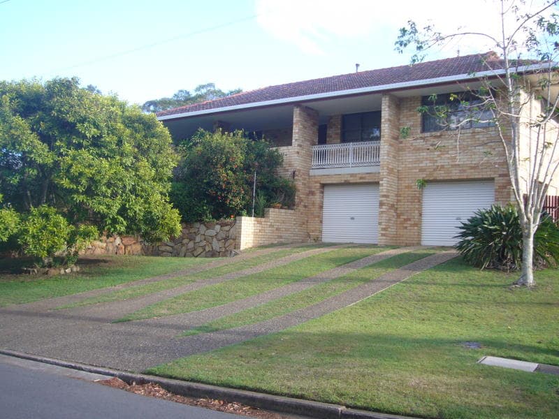 8 Bina St, Chapel Hill - Image 1