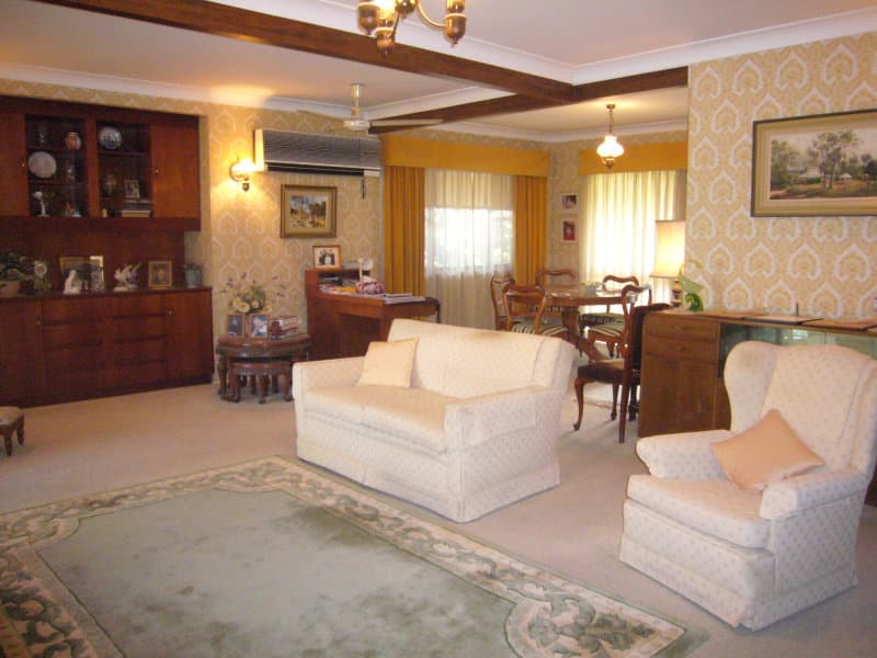 8 Bina St, Chapel Hill - Thumbnail 2