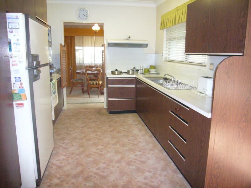 8 Bina St, Chapel Hill - Thumbnail 4