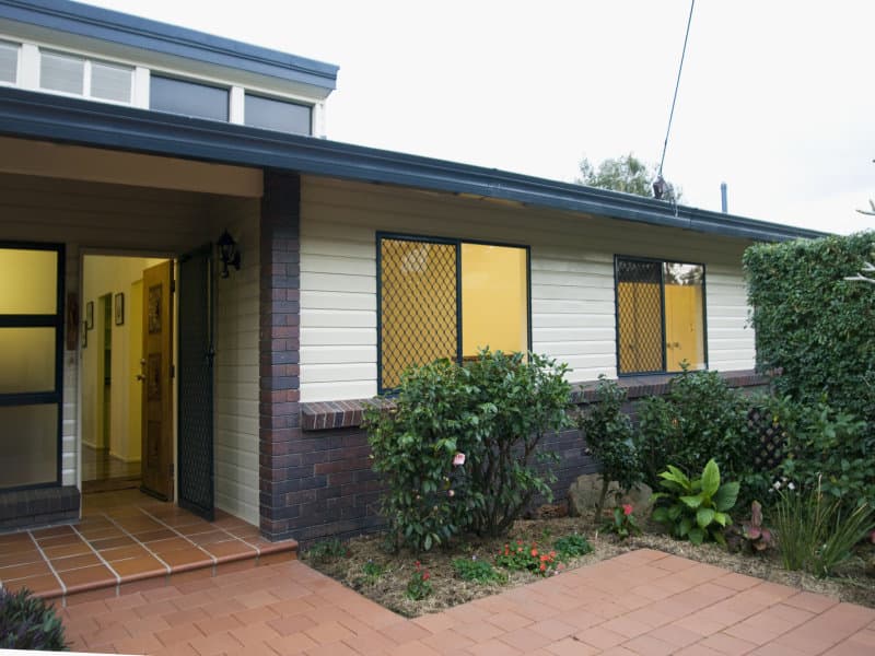 13 Rowena St, Kenmore - Thumbnail 3