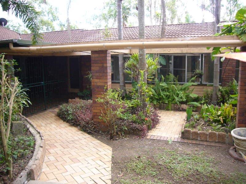 375 Brookfield Rd, Kenmore Hills - Thumbnail 2