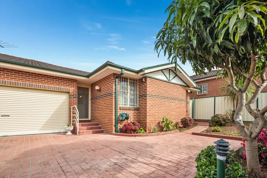 4/103 Cragg Street, Condell Park, Condell Park - Image 1