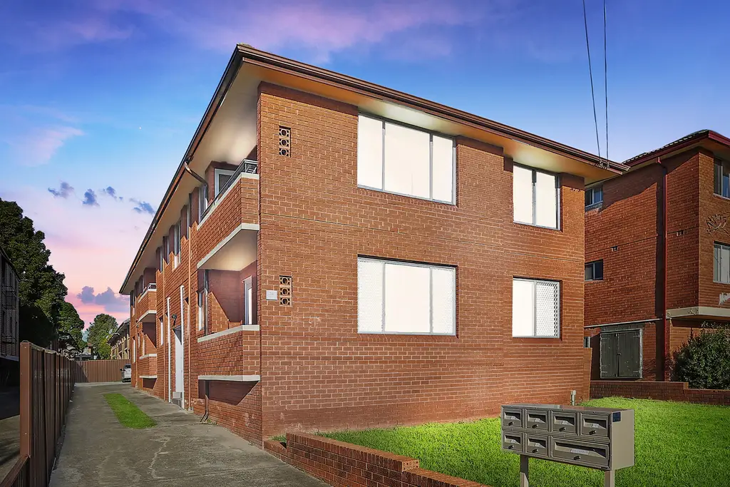 1-6/31 Gibbons Street, Auburn, Auburn - Image 1