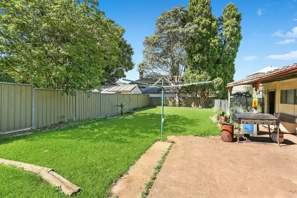 23 Fuller Street, Chester Hill, Chester Hill - Thumbnail 5