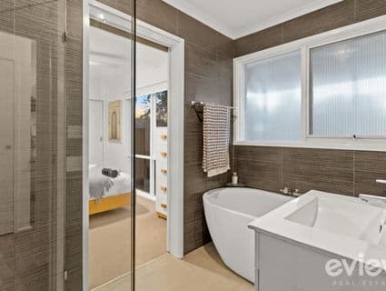 2 Yandiah Court, Frankston, VIC, 3199, Frankston - Thumbnail 8