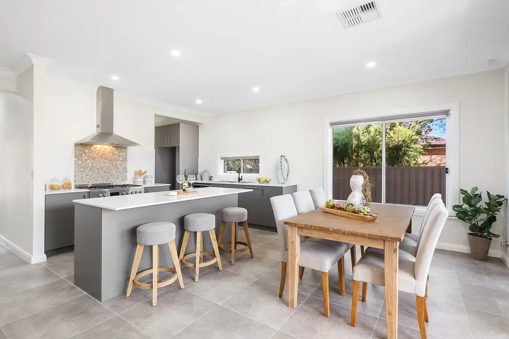 28A Rugby Crescent, Chipping Norton, Chipping Norton - Thumbnail 2