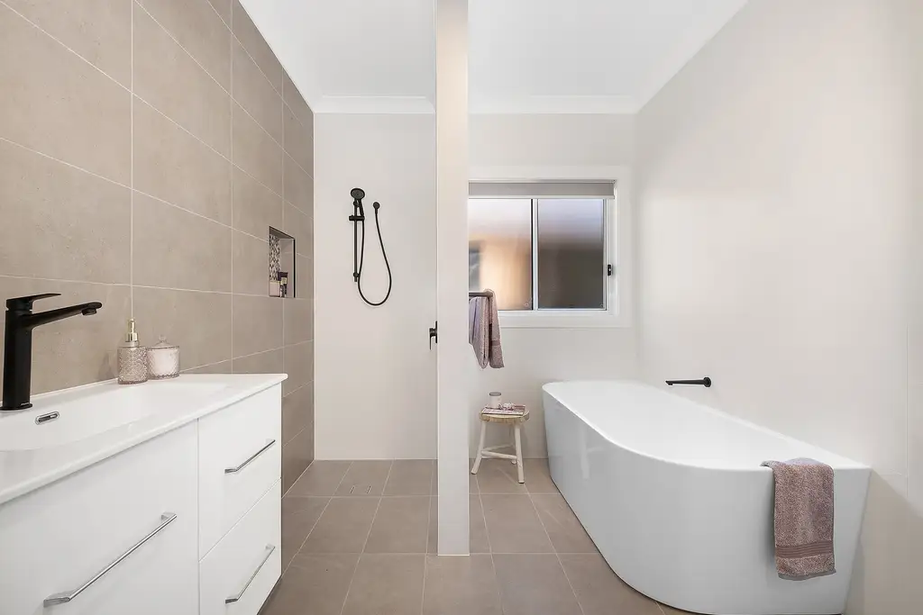 28A Rugby Crescent, Chipping Norton, Chipping Norton - Thumbnail 5